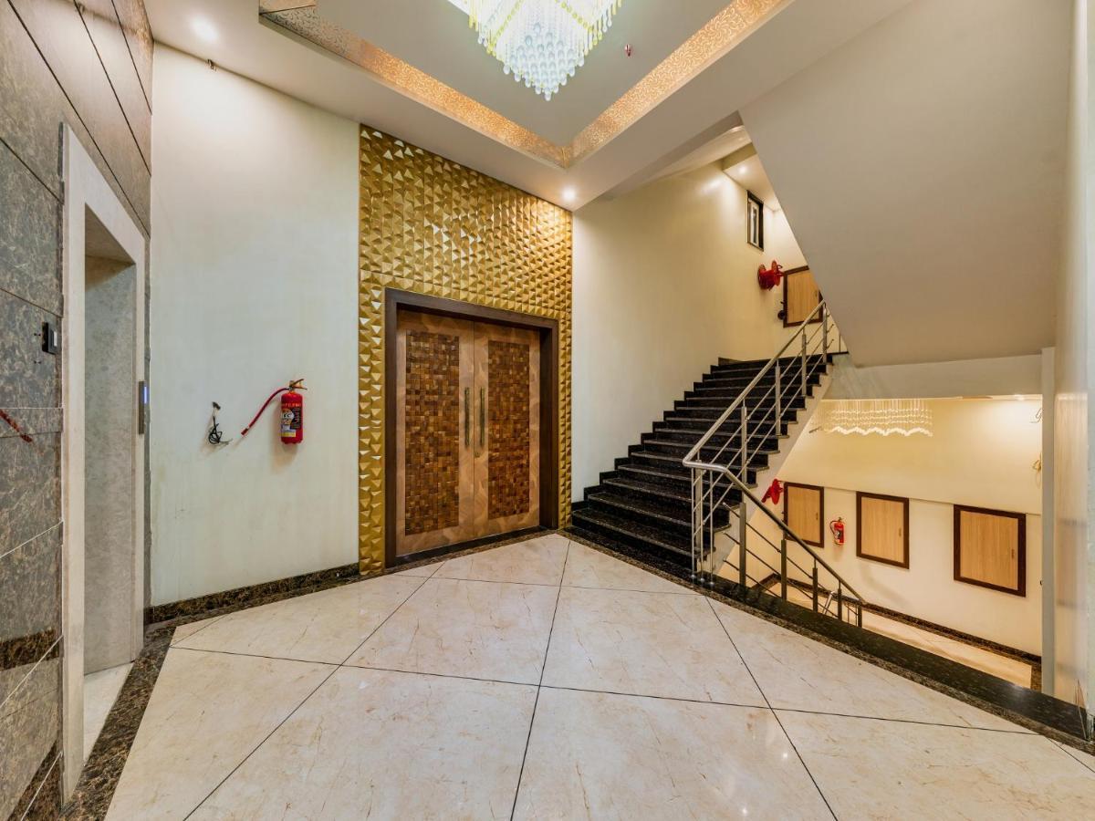 Hotel Chandradeep Regency Dhule Exteriér fotografie