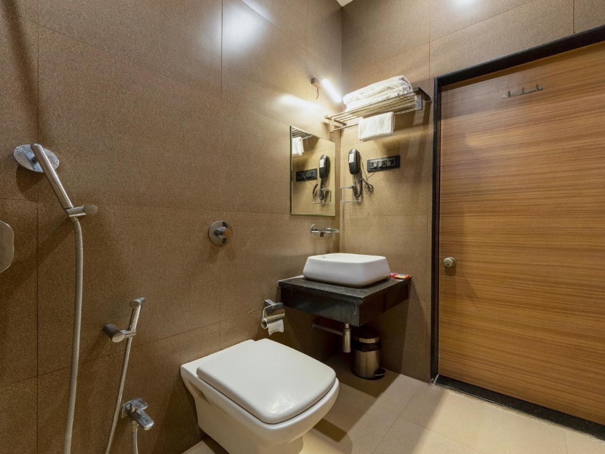 Hotel Chandradeep Regency Dhule Exteriér fotografie