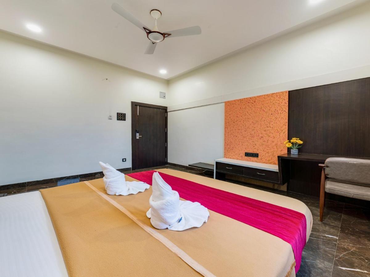 Hotel Chandradeep Regency Dhule Exteriér fotografie